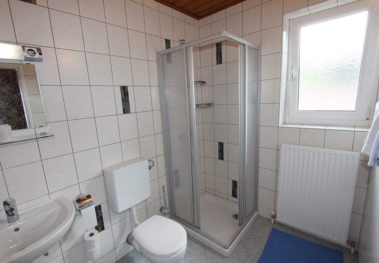 Pension Sybille Ebensee Exteriör bild